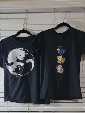 Hot Topic Black Graphic Cat Yin Yang & Stacked Kitty Tees